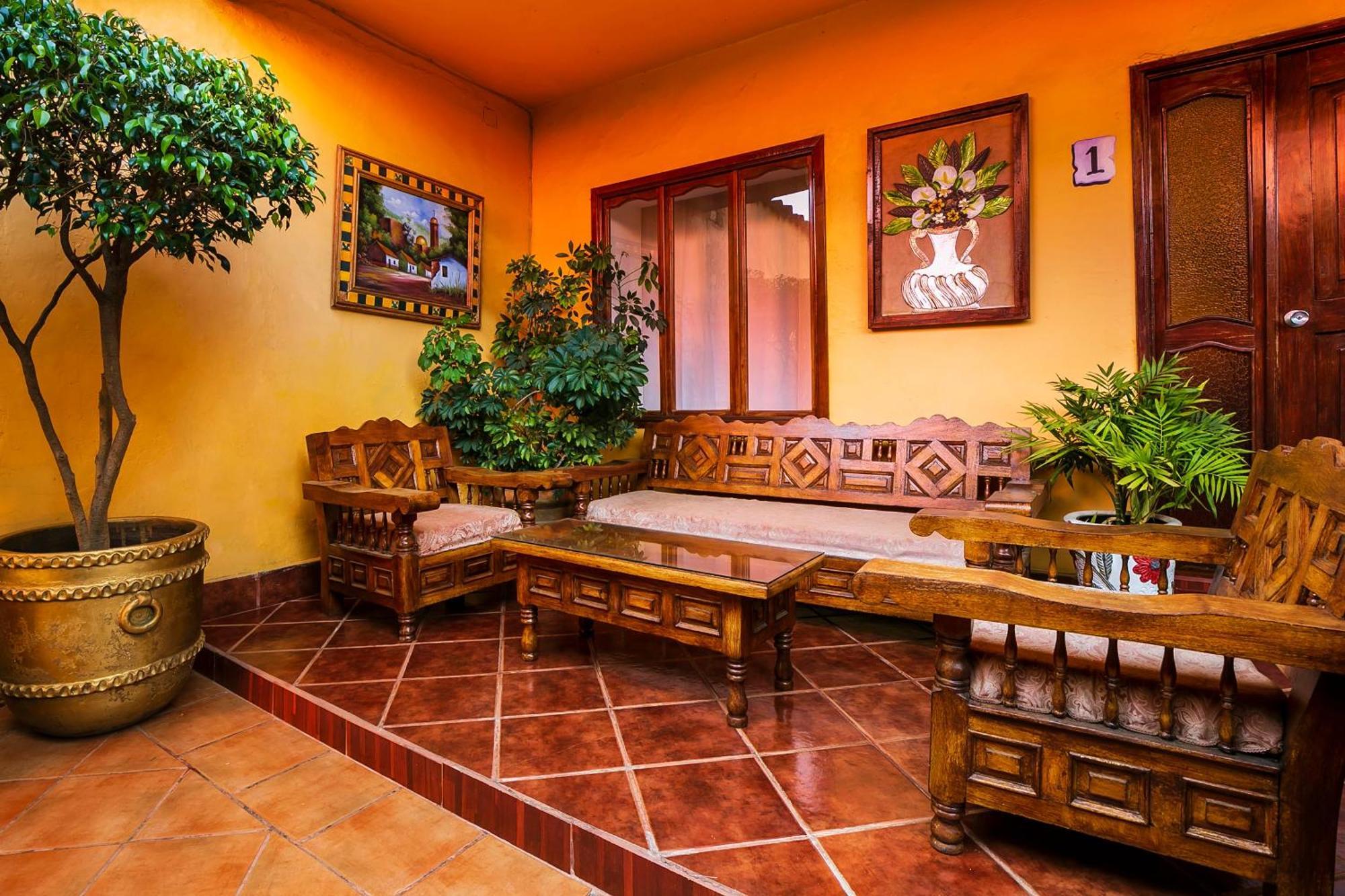 Oyo Posada De Los Angeles, Patzcuaro Luaran gambar