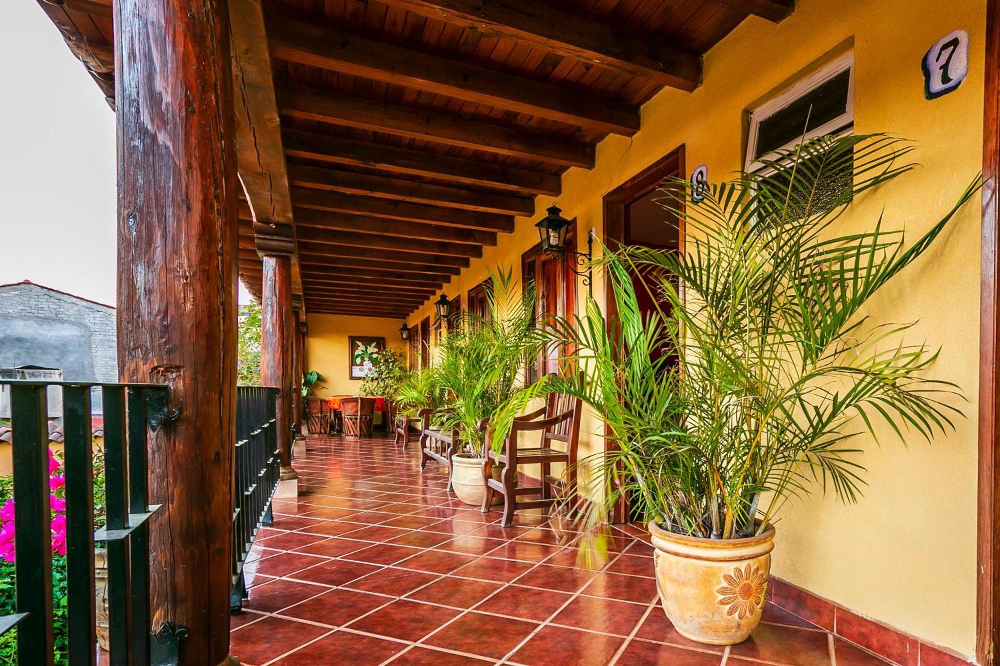 Oyo Posada De Los Angeles, Patzcuaro Luaran gambar
