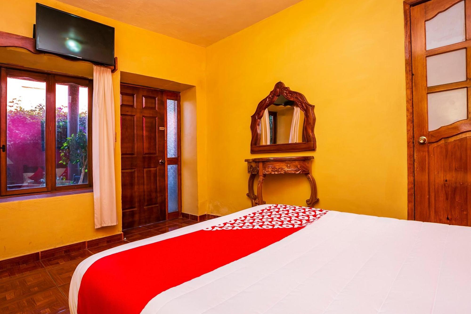 Oyo Posada De Los Angeles, Patzcuaro Luaran gambar